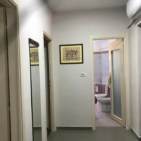 Proper House Iva * Tirana