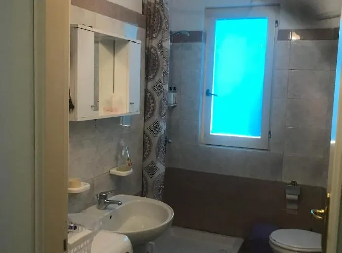 Apartment Proper House Iva Tirana