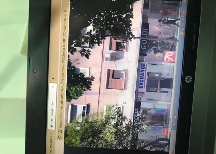 Apartment Proper House Iva Tirana