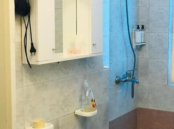 Proper House Iva Lägenhet *